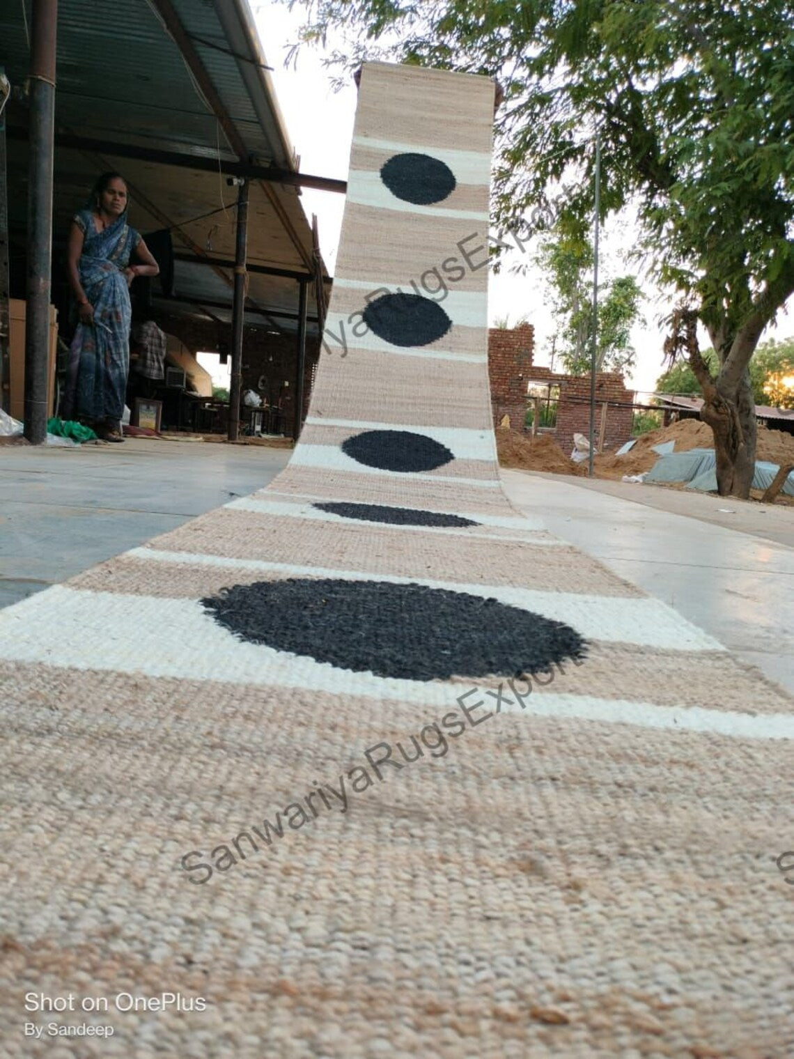 White & Black Circle Hemp Jute Runner Rug