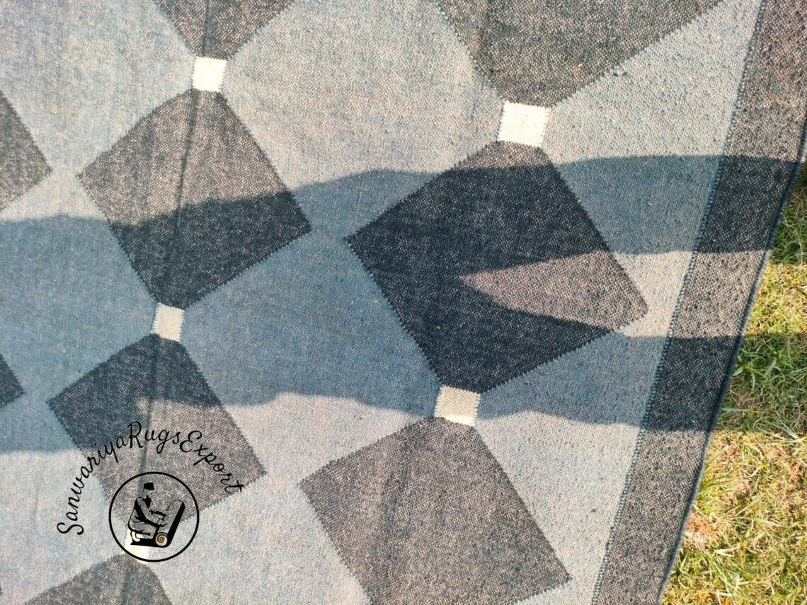 Handmade Large Kilim Rug – Wool Jute Dhurrie