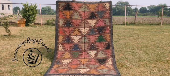 Handwoven Wool Jute Kilim Rug with Traditional Patterns