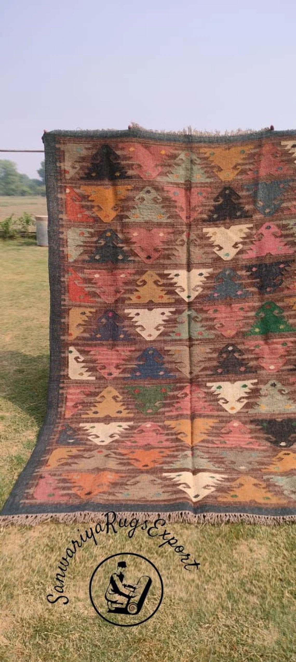 Handwoven Wool Jute Kilim Rug with Traditional Patterns