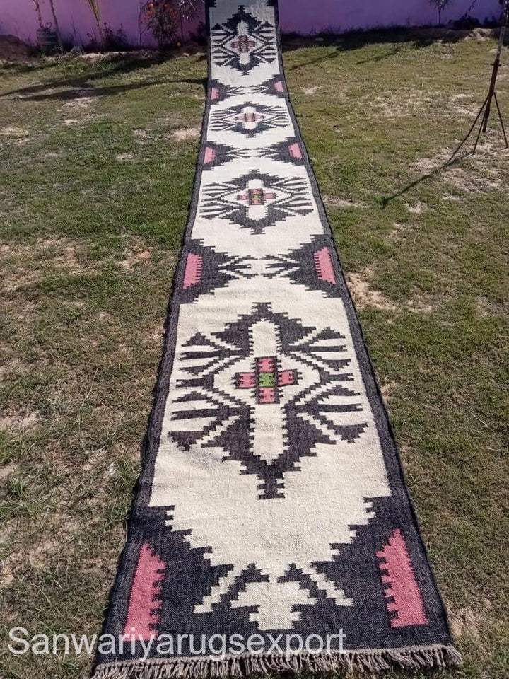 Wool Jute Kilim Runner – Traditional Geometric Handmade Dhurrie