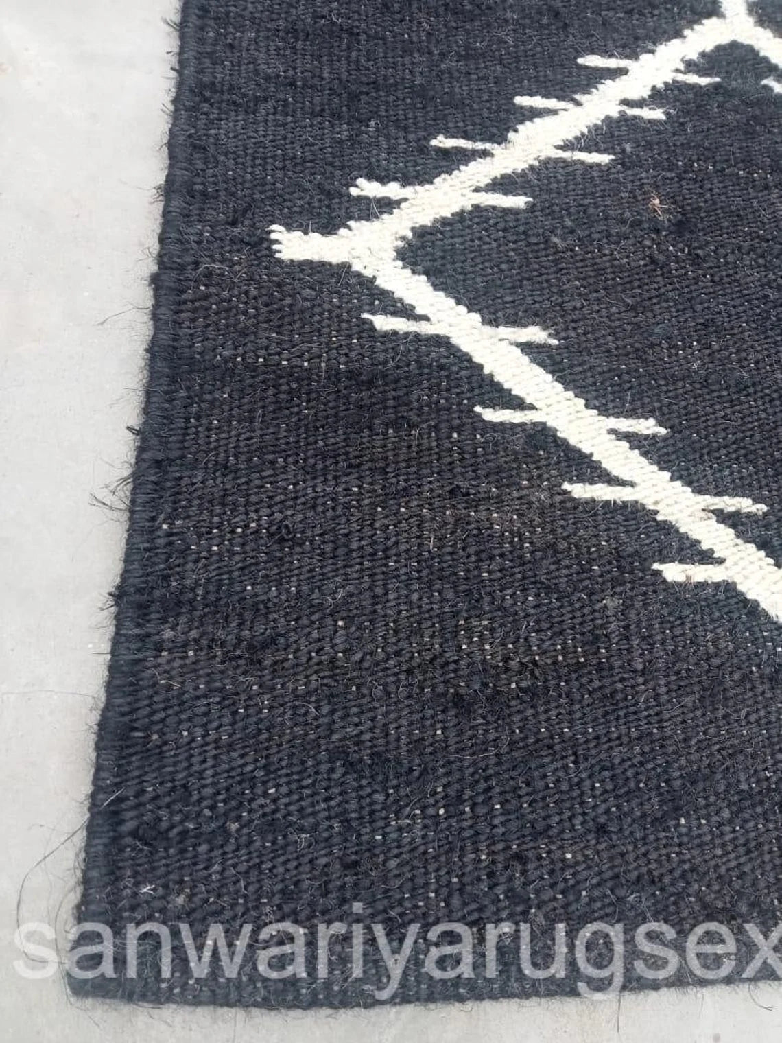 Black & White Hemp Jute Runner Rug – Handwoven Eco Stair Runner