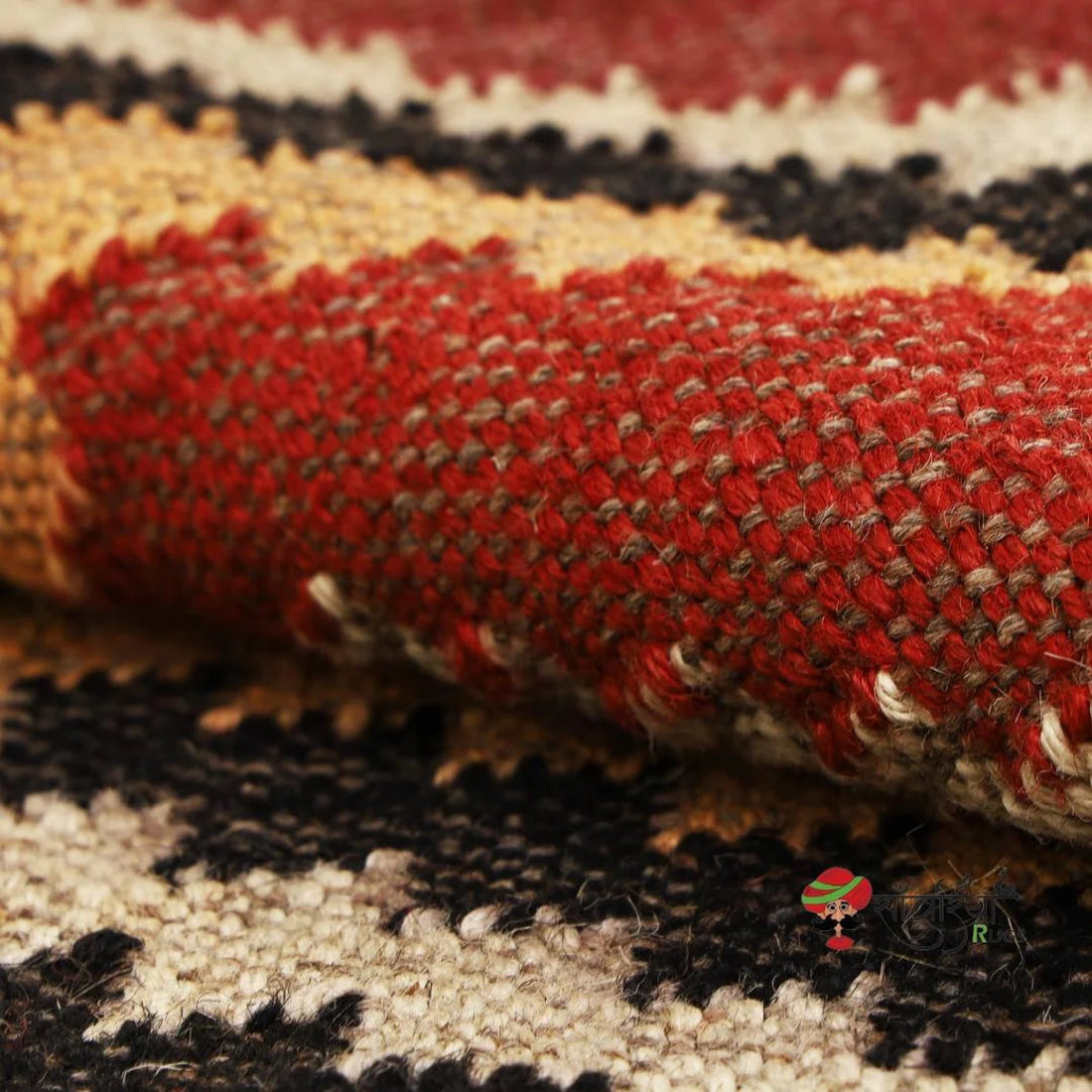 Kilim runner Handwoven Wool Jute Rug Handmade Kilim Dhurrie Rug, Motifs Oriental Traditional