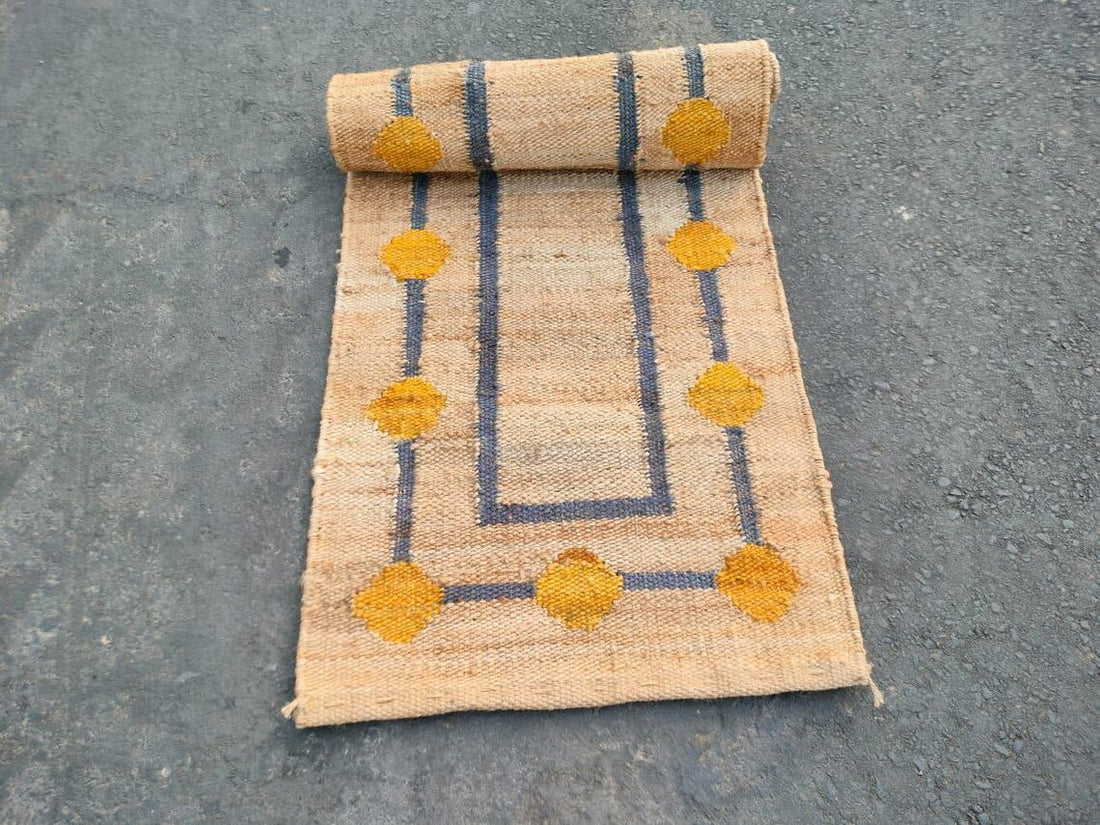 Handwoven Natural Jute Round Rug | Boho Farmhouse Decorative Floor Mat