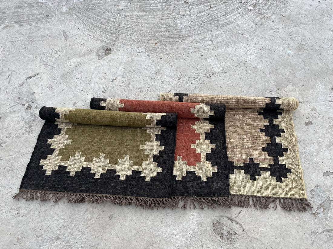 Kilim Rug Runner Green Black Wool & Jute Dhurrie Rug Oriental Geometric Traditional