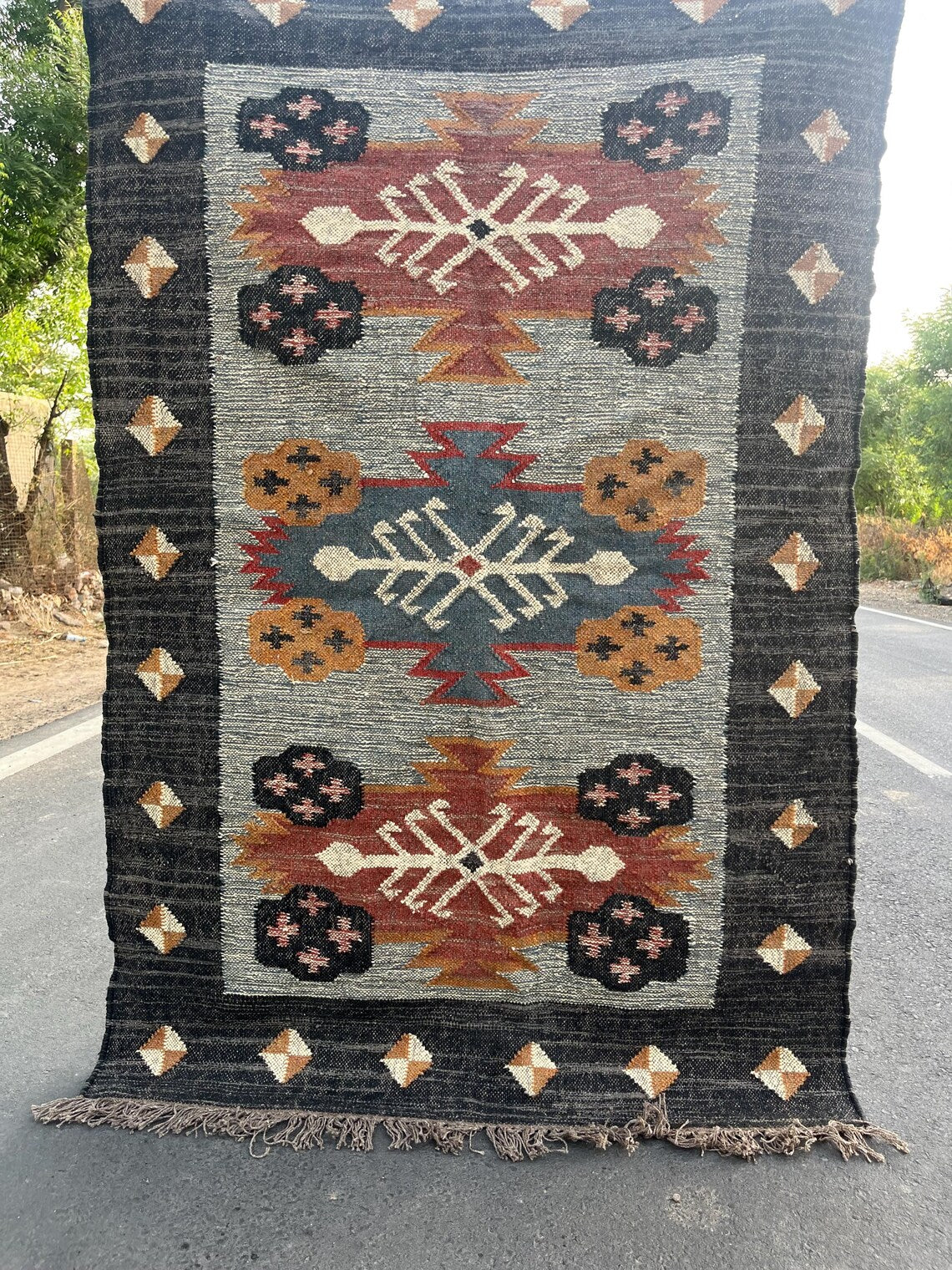 Handwoven Wool Jute Kilim Dhurrie Rug, Traditional Multicolor Oriental Decor