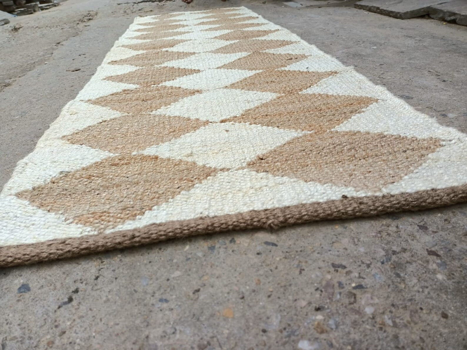 Natural Diamond Pattern Hemp Jute Runner Rug for Hallways