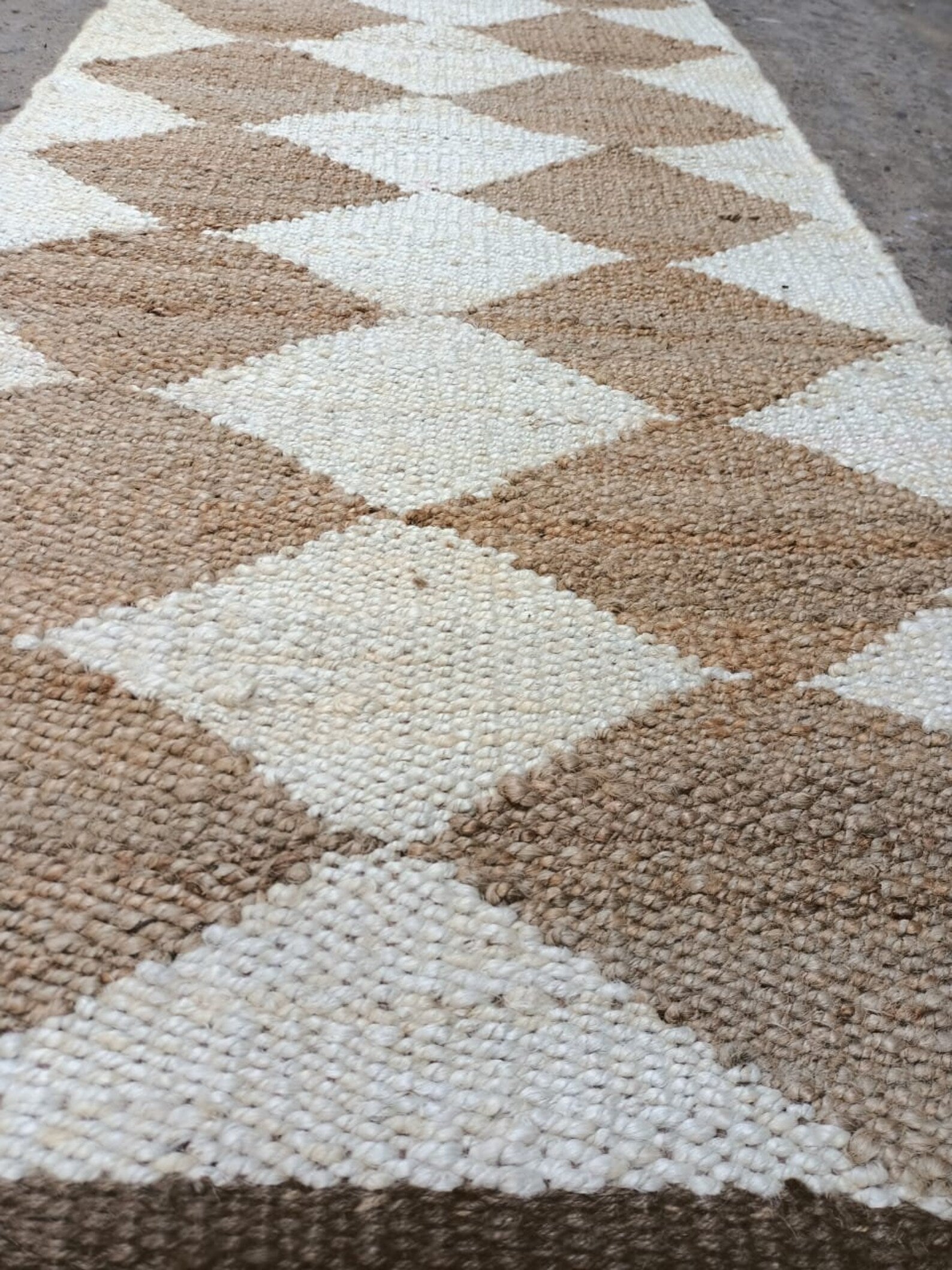 Natural White Hemp Jute Runner Rug – Handmade Diamond Pattern Hallway Rug
