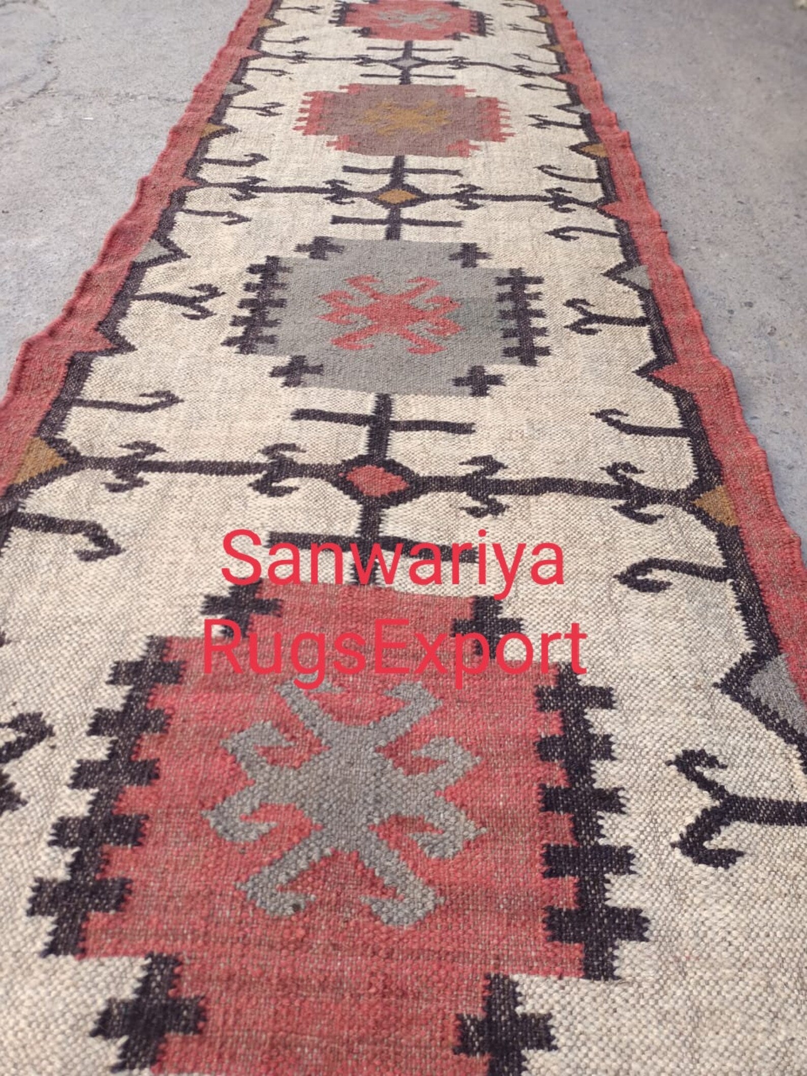 Handwoven Wool Jute Kilim Rug: Geometric Indian Dhurrie