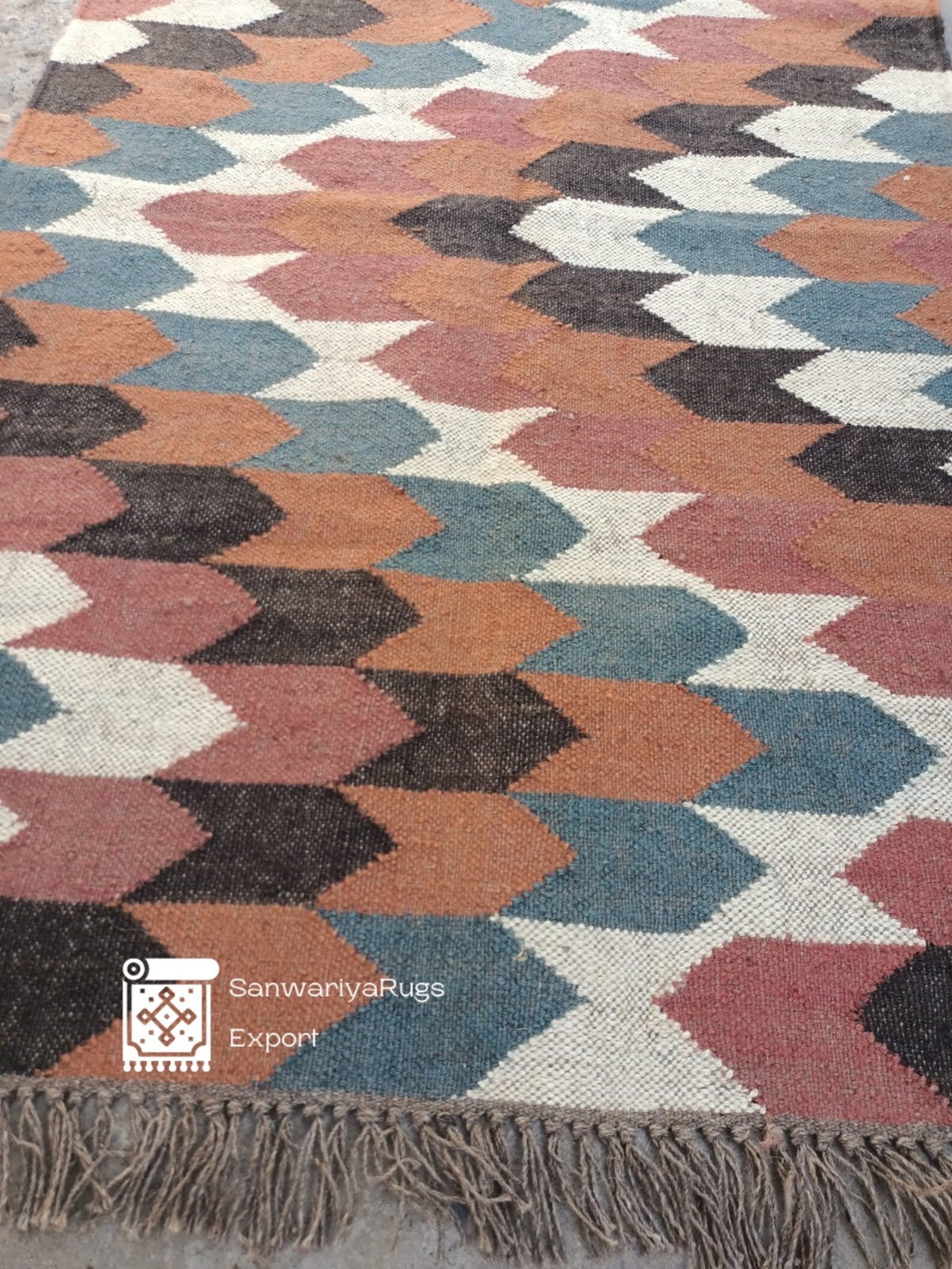 Handwoven Wool & Jute Kilim Rug – Traditional Indian Flatweave Dhurrie for Living Room Decor