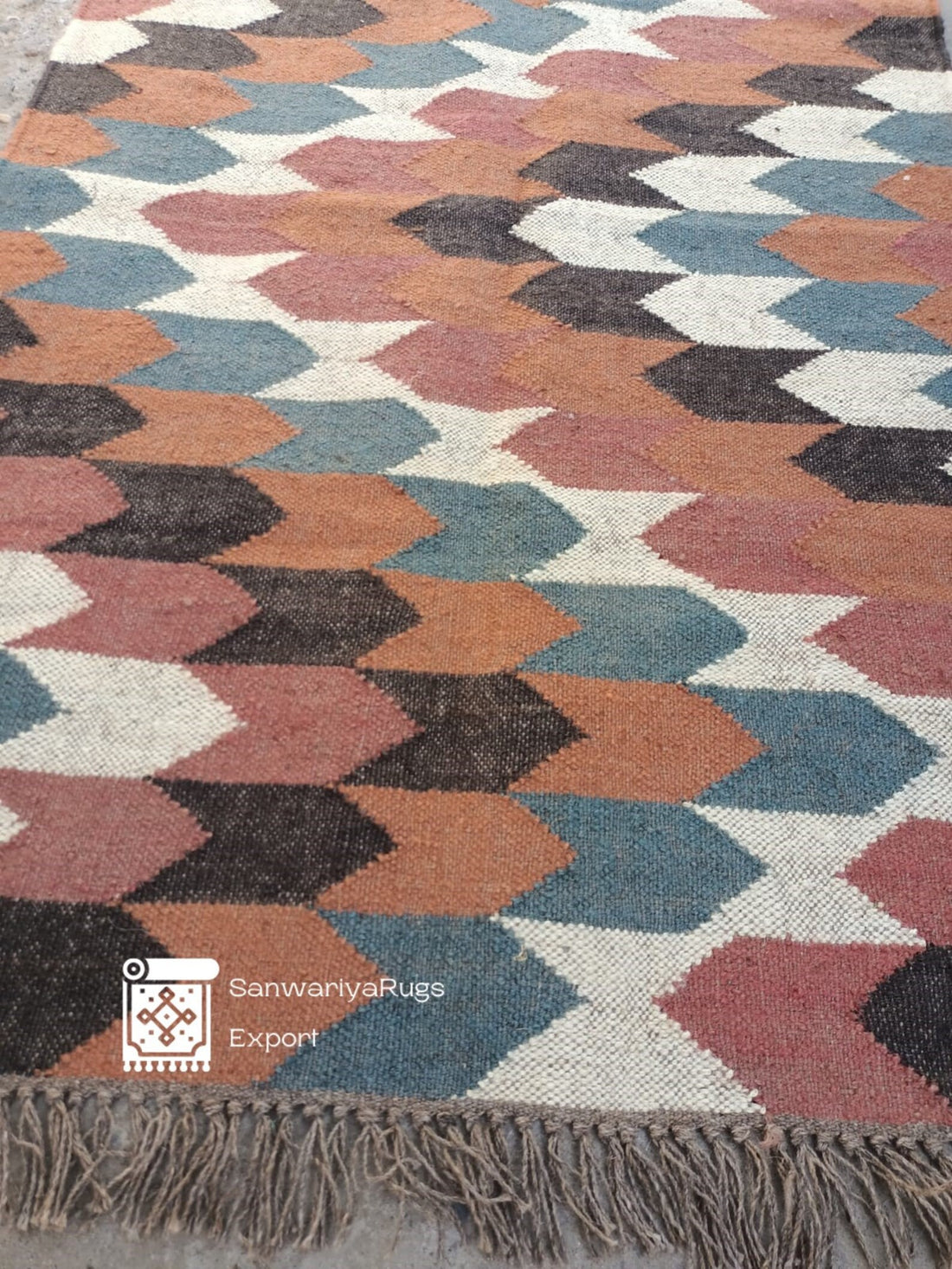 Handwoven Wool & Jute Kilim Rug – Traditional Indian Flatweave Dhurrie for Living Room Decor