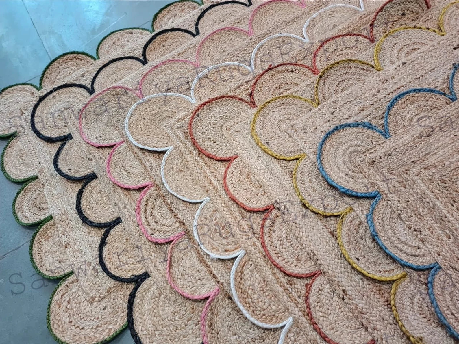 Scalloped Jute Rug – Hand-Braided Natural Fiber Area Rug | Custom Size Round Rug