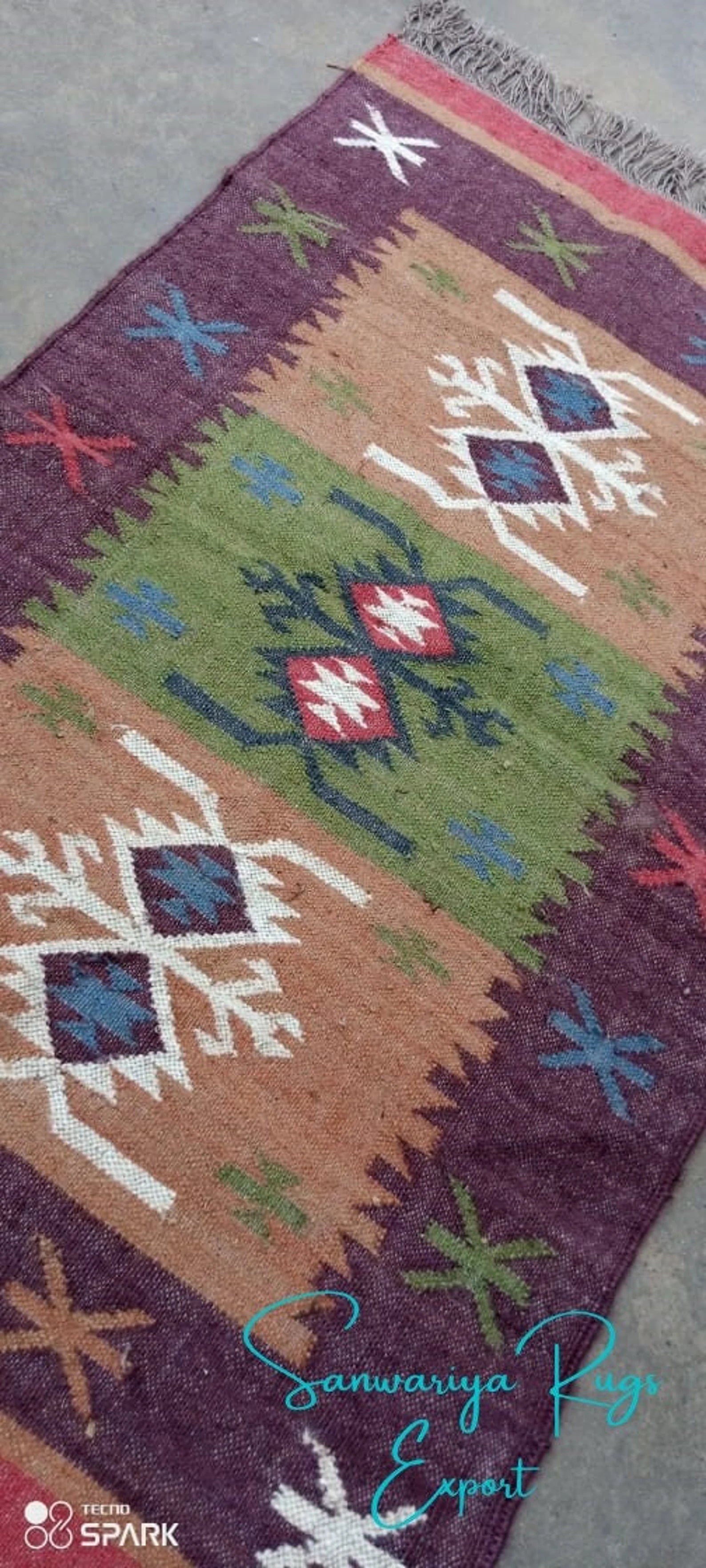 Handwoven Kilim Wool Jute Area Rug with Traditional Geometric