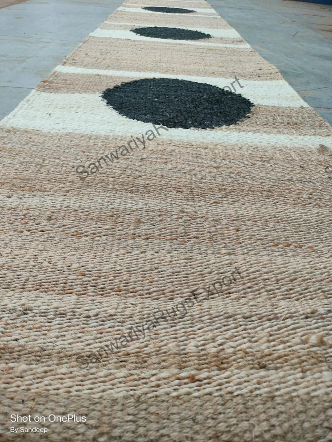 Natural White & Black Circle Jute Runner Rug