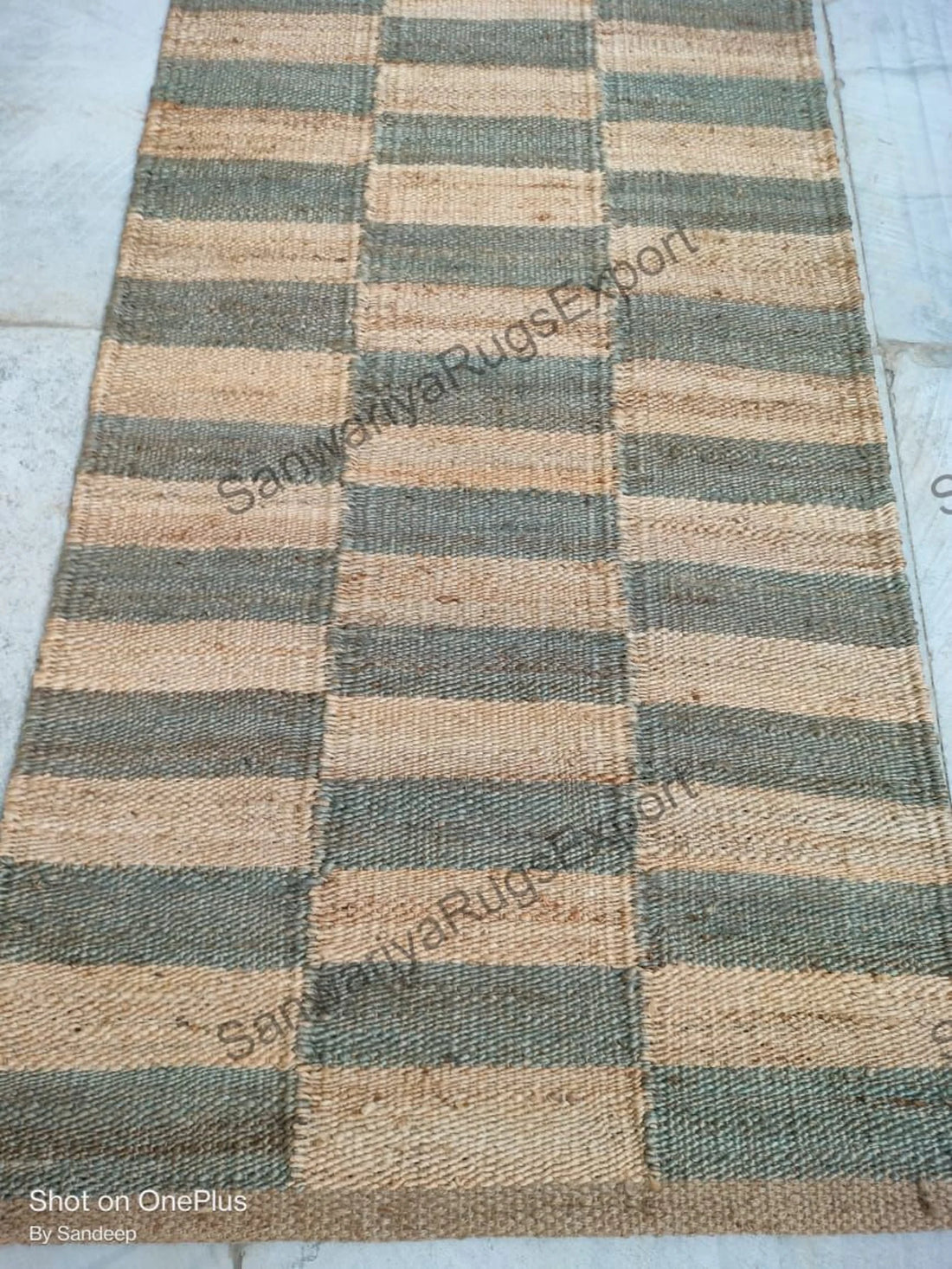 Handwoven Hemp Jute Runner Rug – Natural Grey Box Pattern