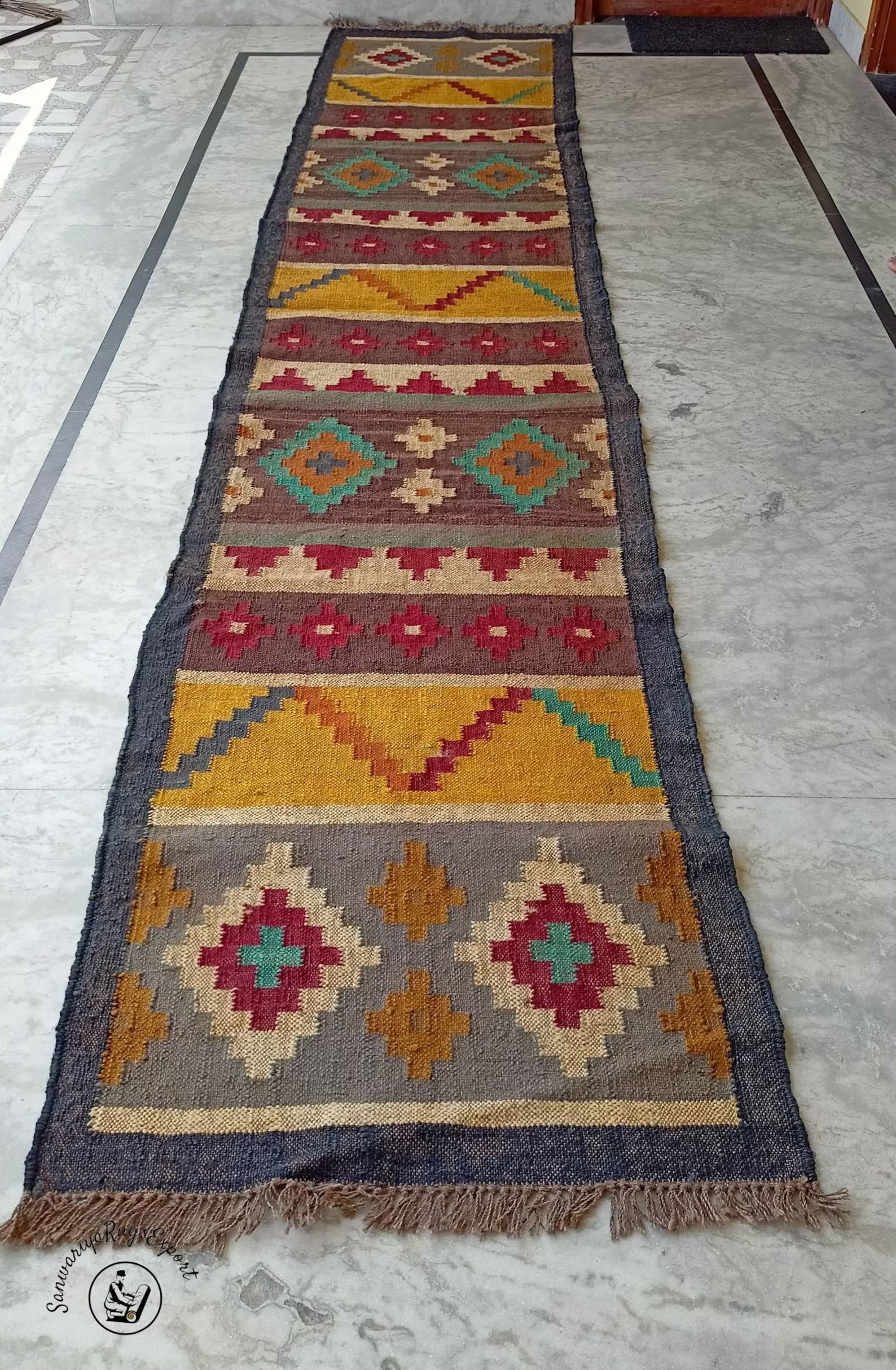 Handwoven Kilim Wool Jute Runner Rug with Oriental Geometric Motifs, Traditional Indian