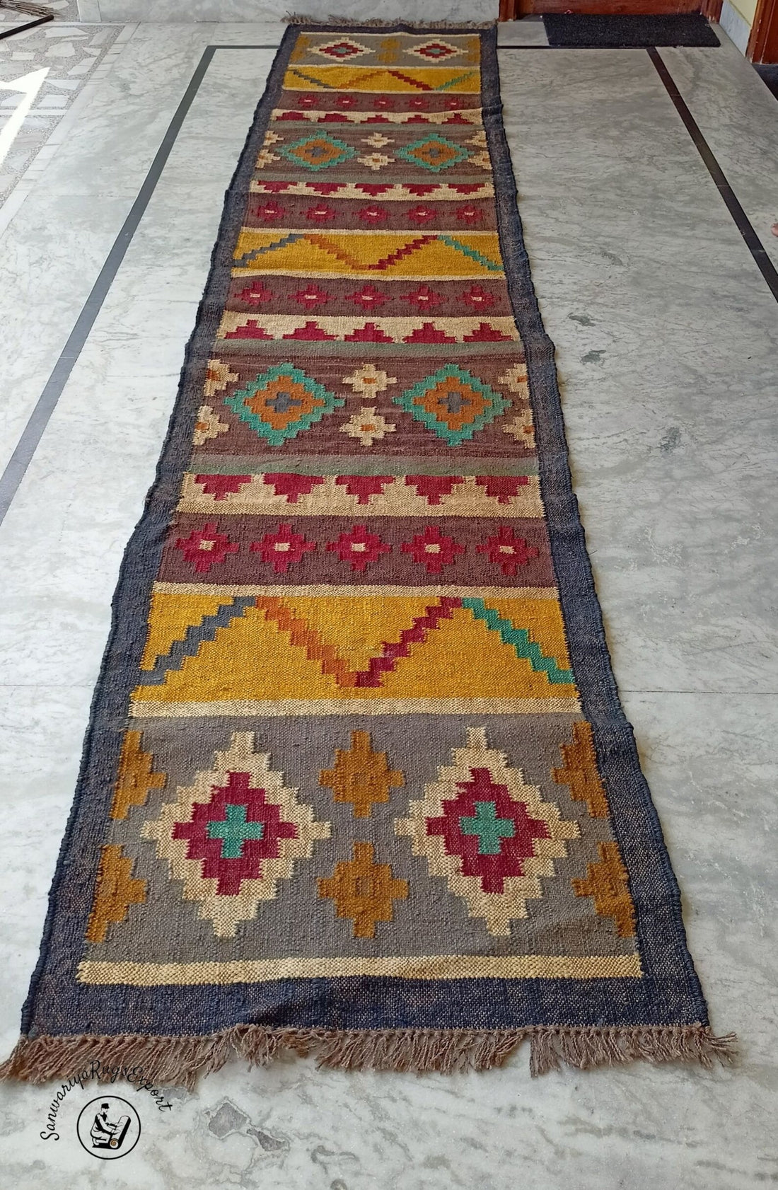Handwoven Kilim Wool Jute Runner Rug with Oriental Geometric Motifs, Traditional Indian