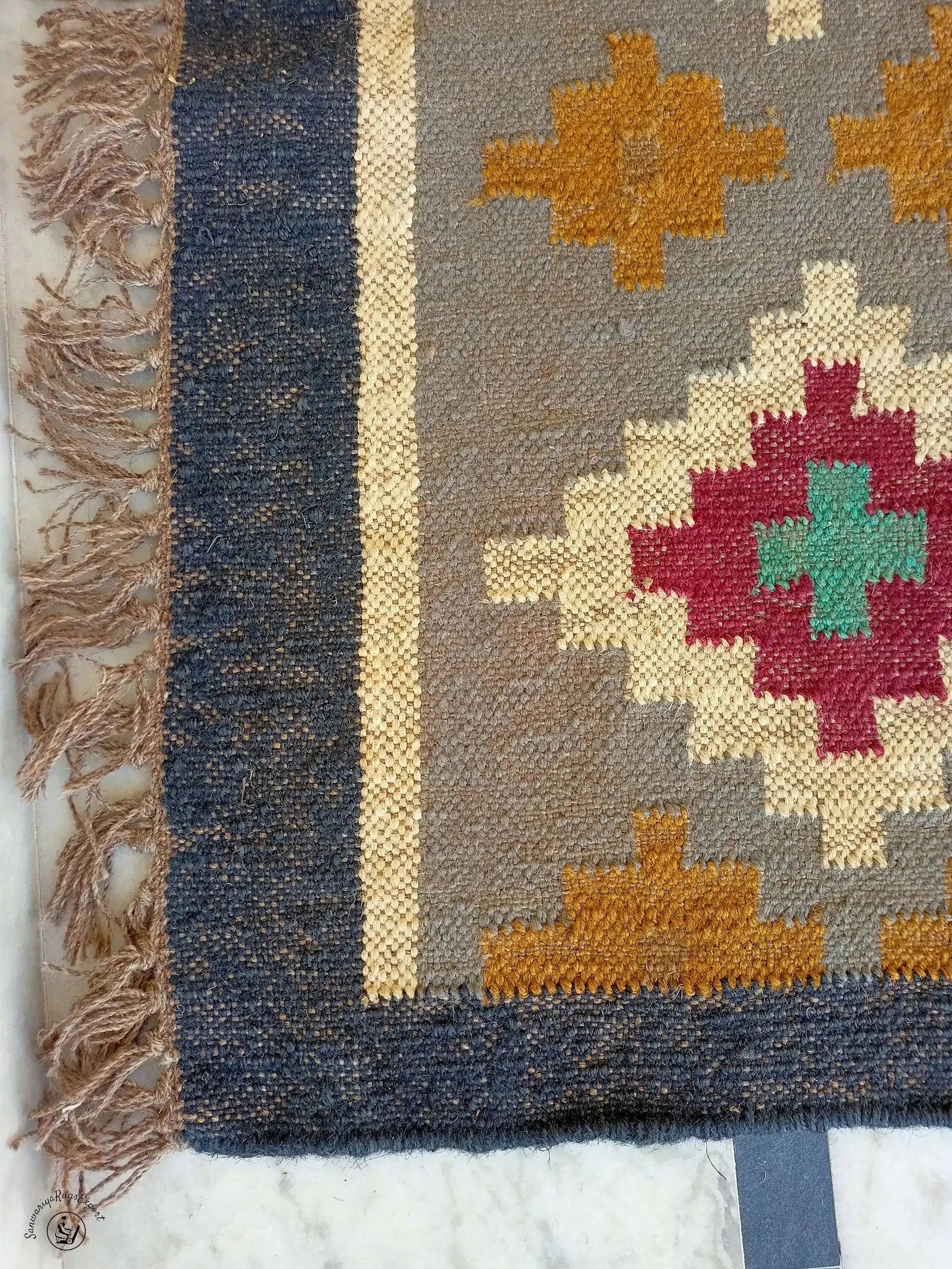 Handwoven Kilim Wool Jute Runner Rug with Oriental Geometric Motifs, Traditional Indian