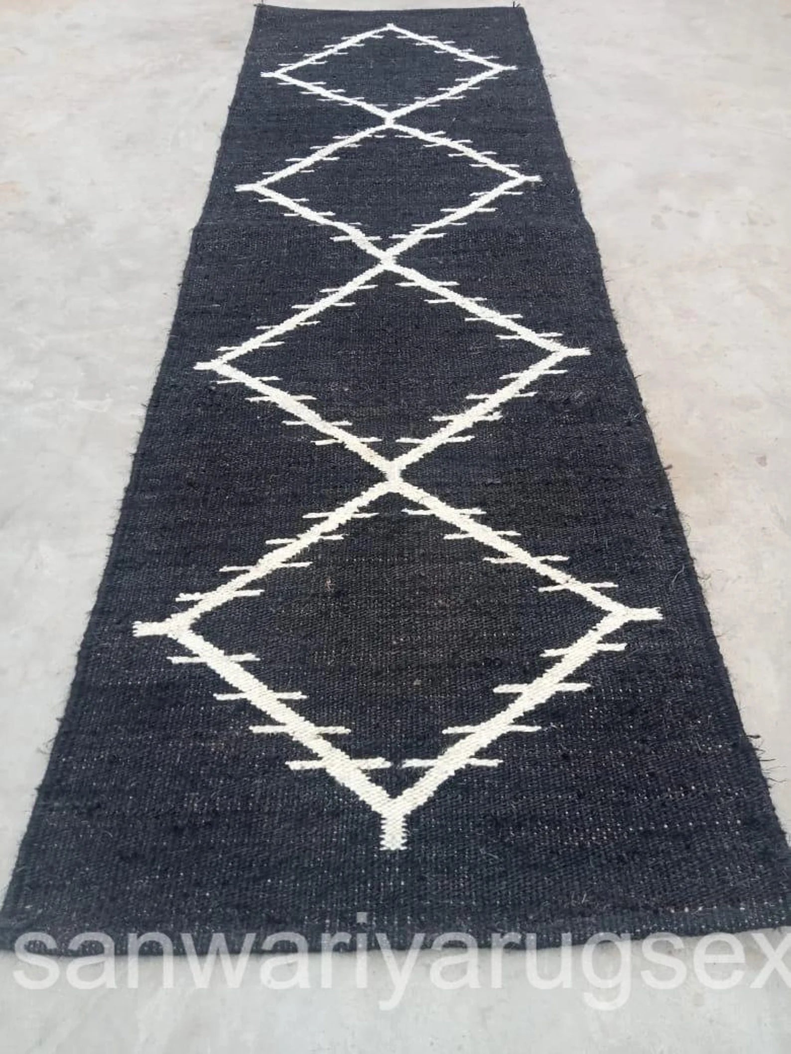 Black & White Hemp Jute Runner Rug – Handwoven Eco Stair Runner
