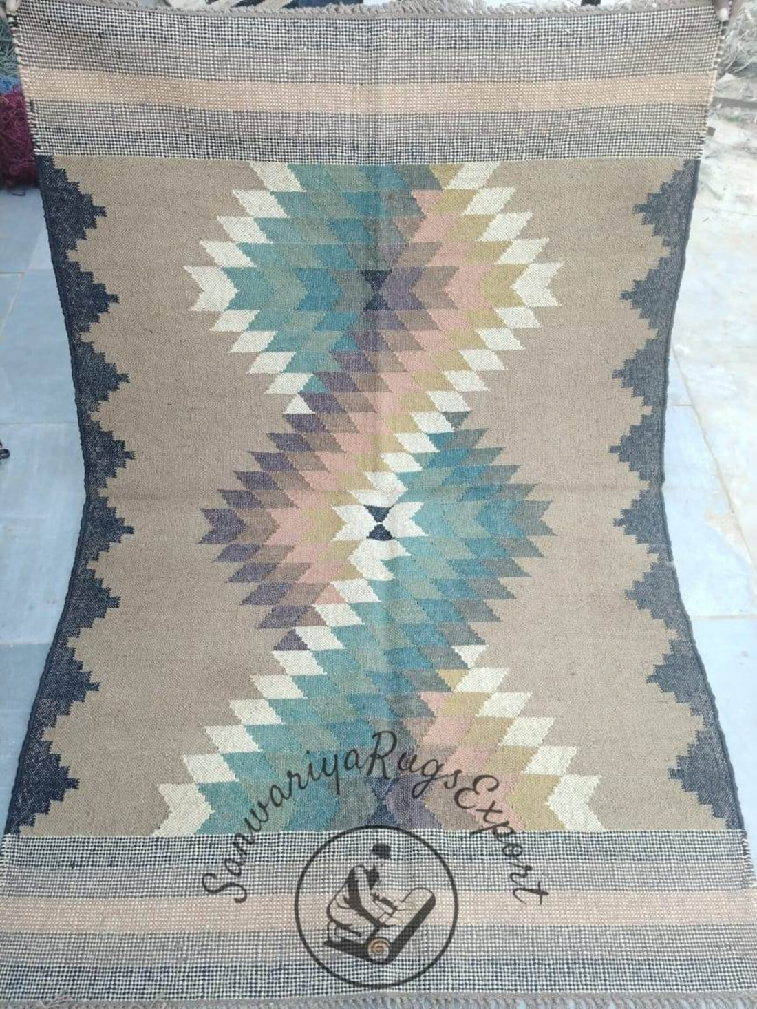 Handwoven Wool Jute Kilim Rug