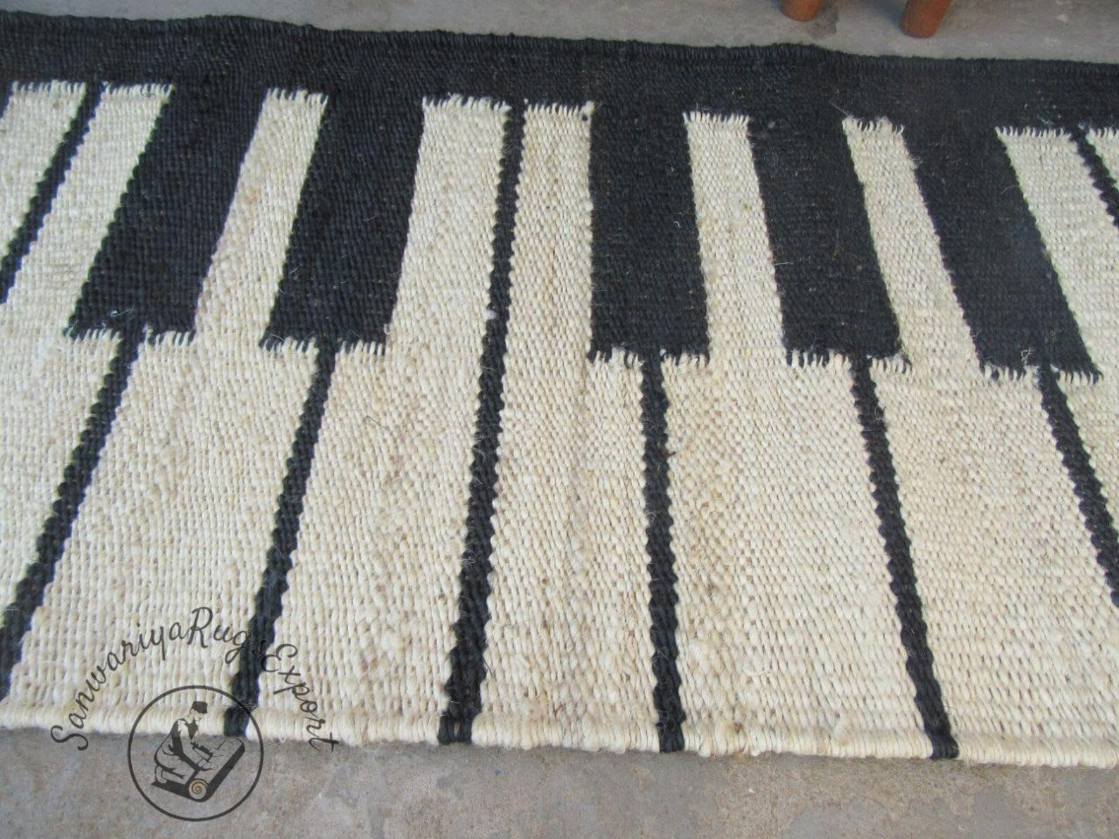 Handwoven Black & White Jute Hemp Runner Rug with Piano Pattern
