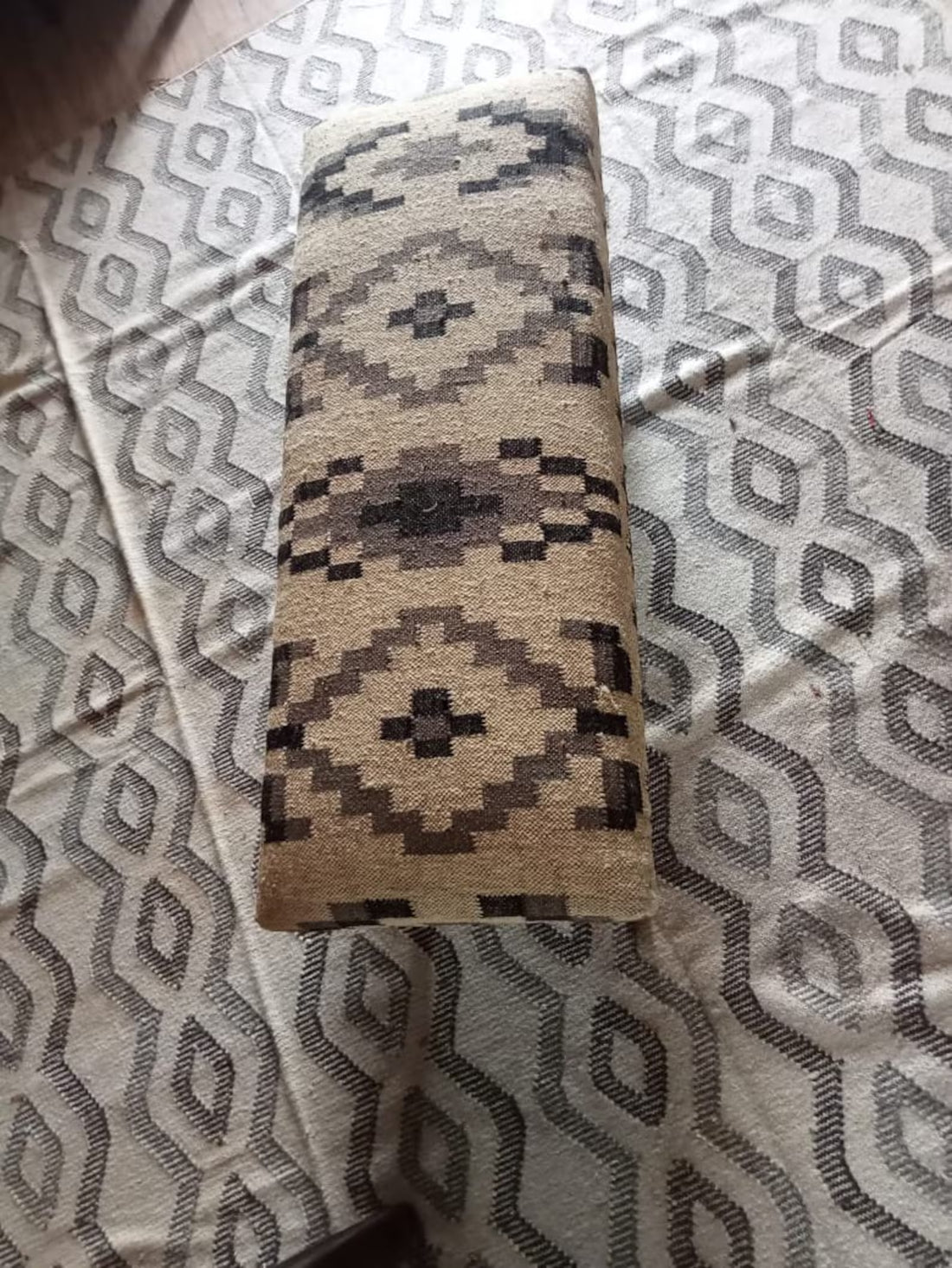 Kilim Wood Work Bench – Handmade Turkish Rug Ottoman Seating
