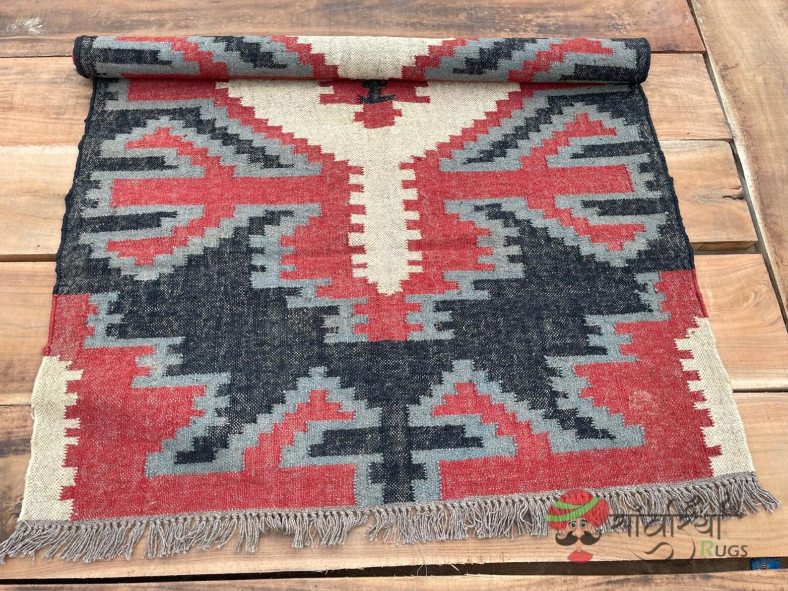 Handwoven Wool Jute Kilim Rug – Traditional Indian Dhurrie