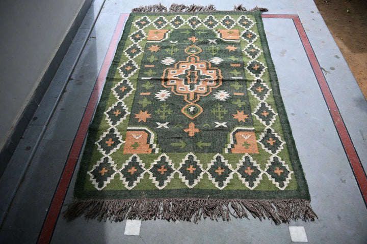 Handmade Green Wool & Jute Kilim Rug – Traditional Geometric Dhurrie