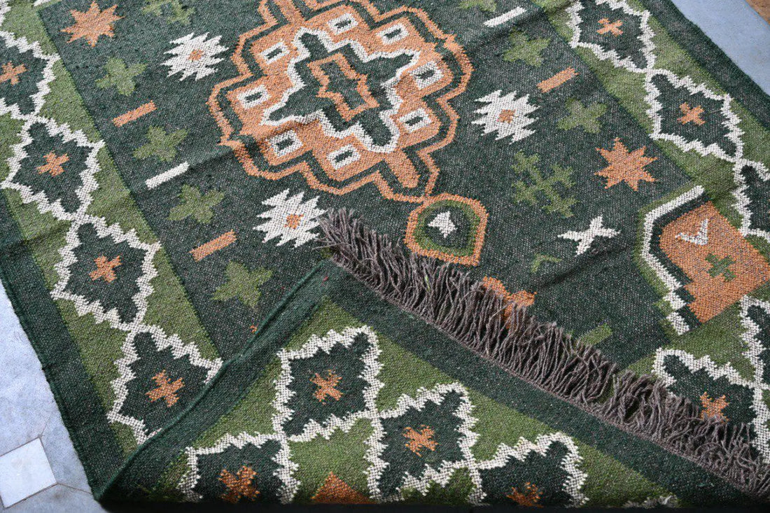 Handmade Green Wool & Jute Kilim Rug – Traditional Geometric Dhurrie