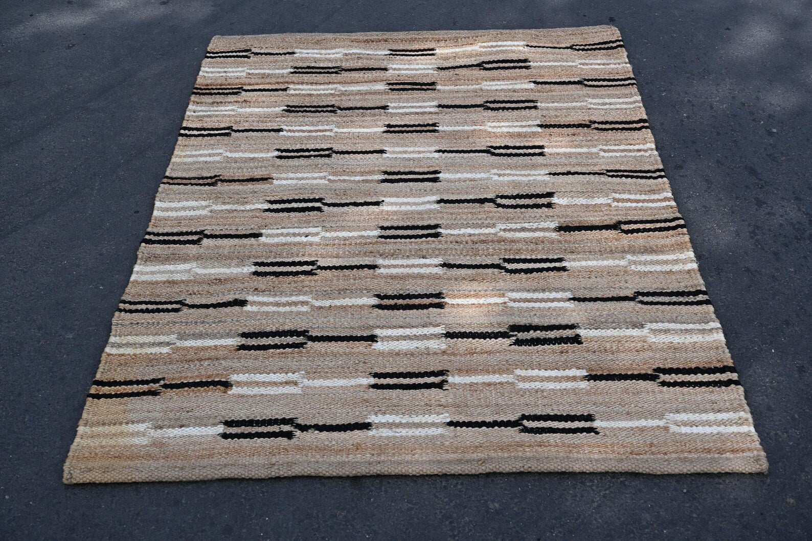 Handmade Hemp Jute Rugs – Large Black Area Rug for Home Decor
