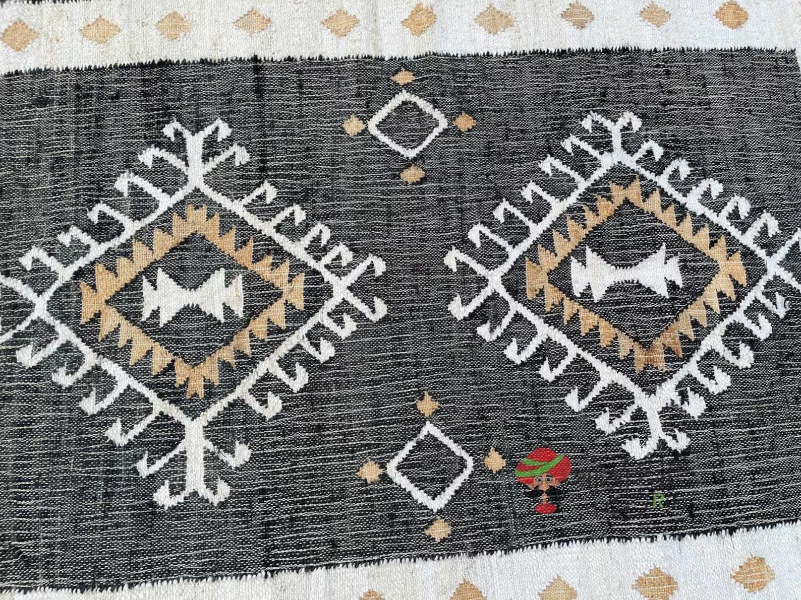 Handmade Jute Cotton Rug – Black & White Geometric Boho Area Rug for Living Room, Bedroom & Entryway