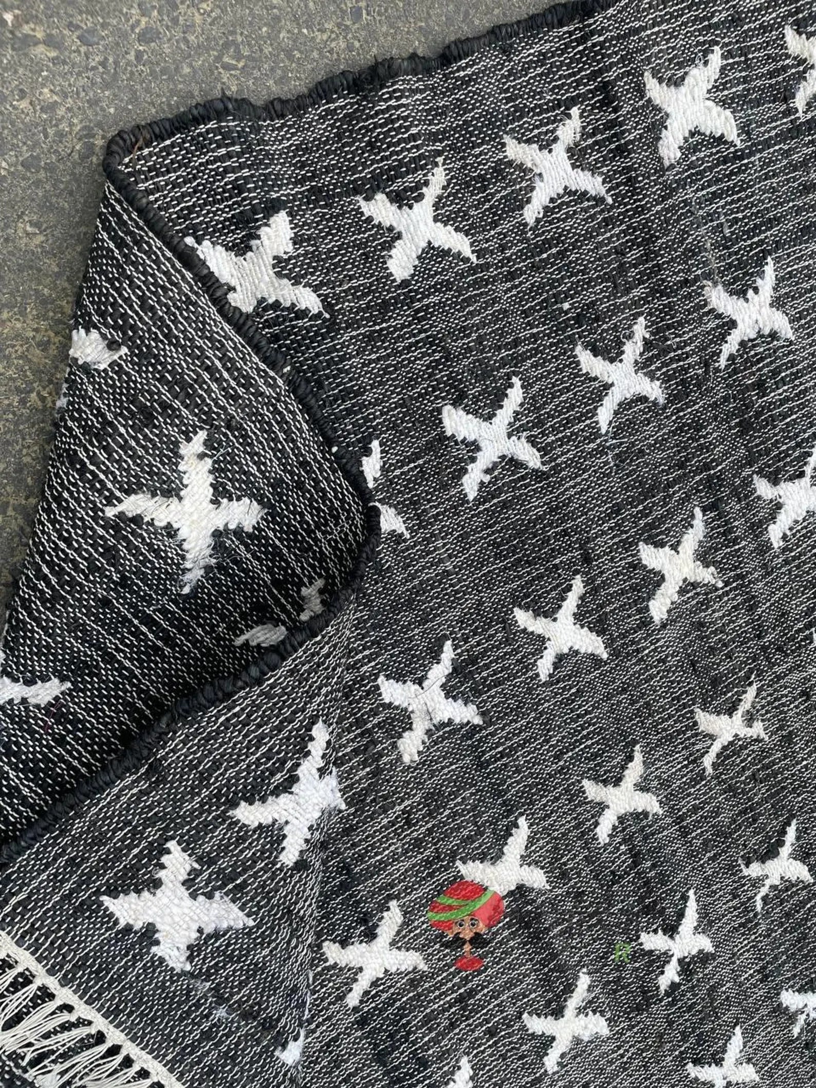 Handmade Jute Cotton Rug | Bohemian Natural Area Rug | Geometric Black & White Cross Pattern for Living Room, Bedroom & Entryway | Sanwariya Rugs