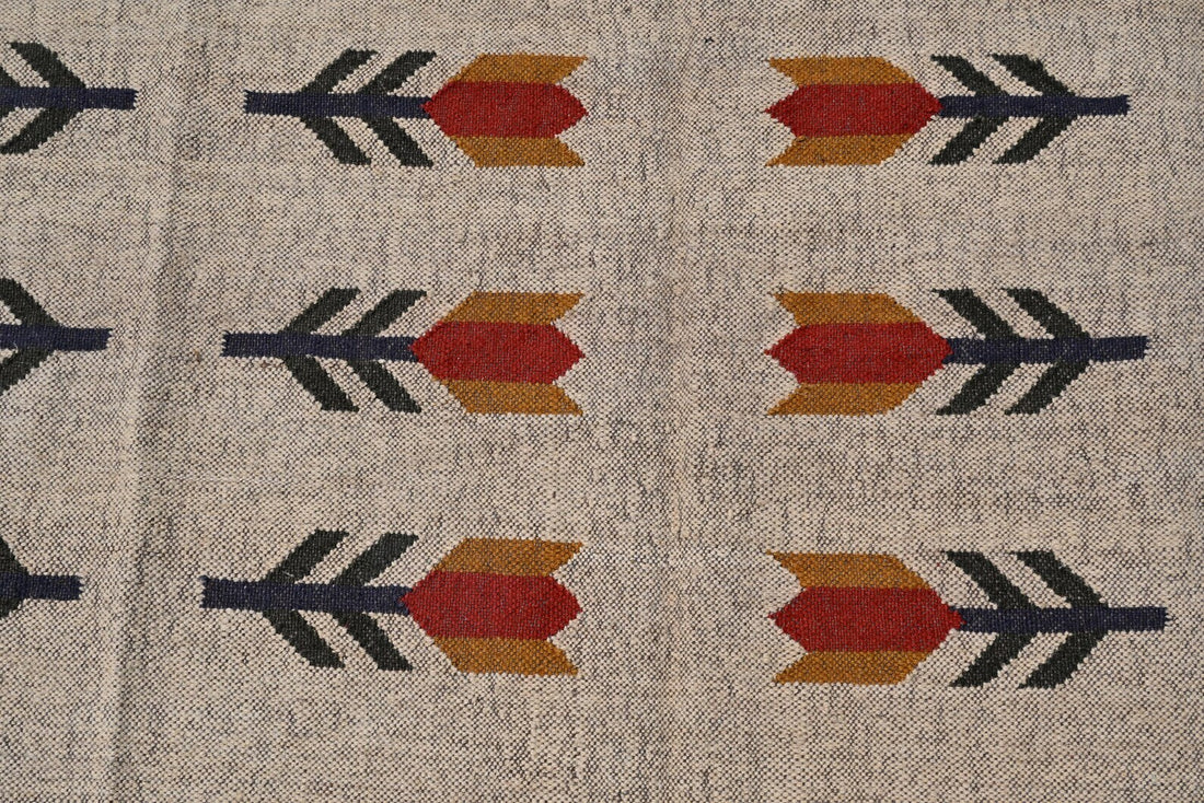 Kilim Rug, Flower Pattern Bohemian Indian Wool Jute Rug