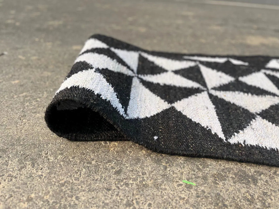 Handmade Hemp Jute Rug Runner for Bohemian Hallway Interiors