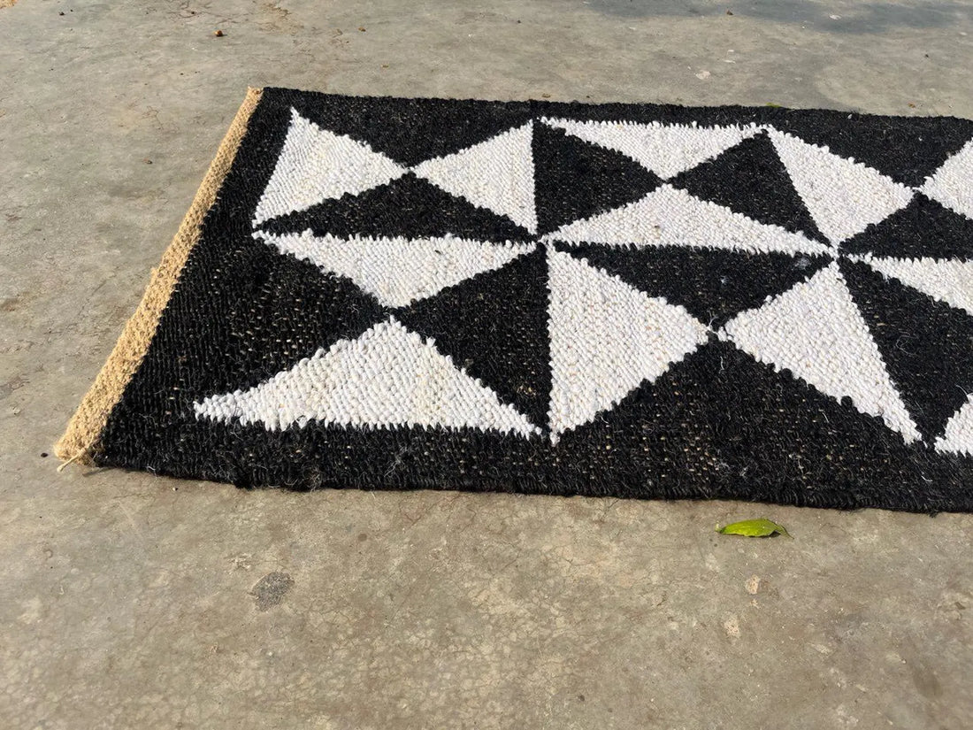 Handmade Hemp Jute Rug Runner for Bohemian Hallway Interiors