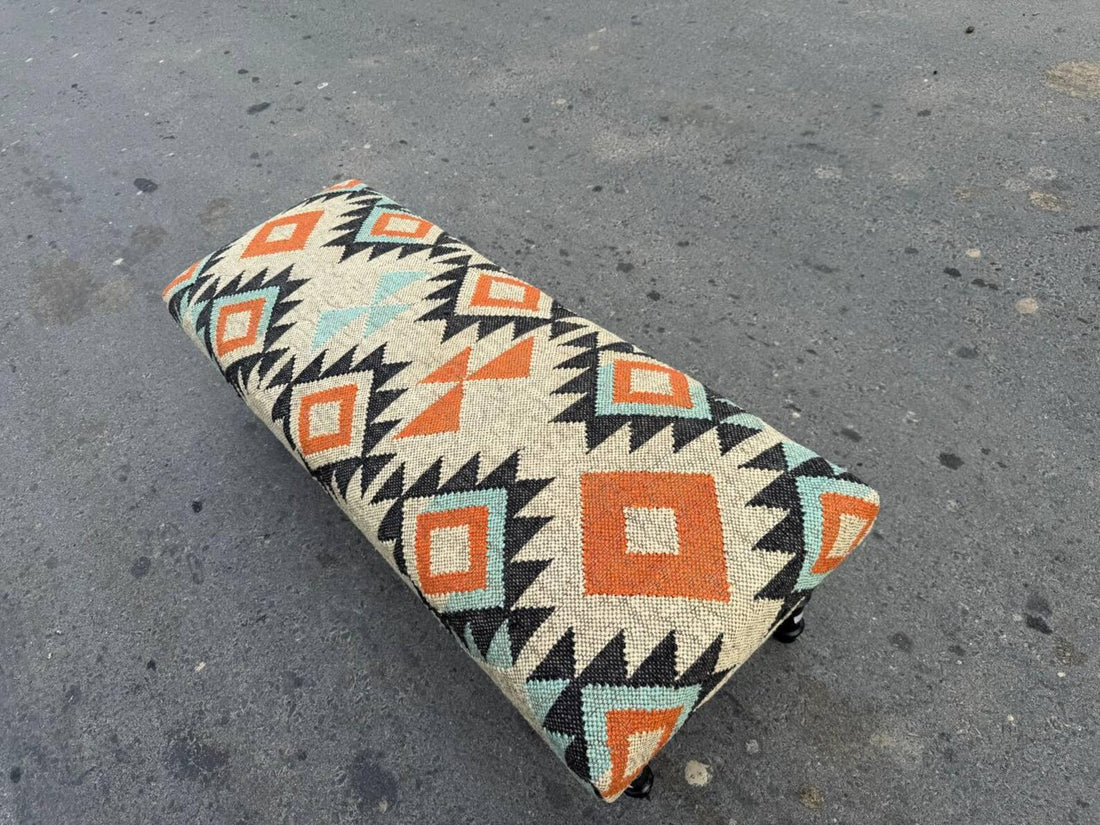 Handmade Kilim Entryway Bench – Wool Jute Upholstered Wooden Seat