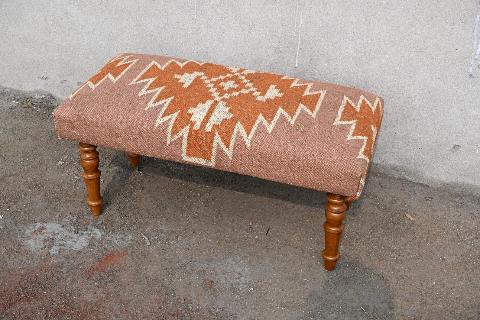 Handmade Indian Kilim Bench – Upholstered Wool Jute Ottoman Seat Rustic Elegance with Ethnic Character