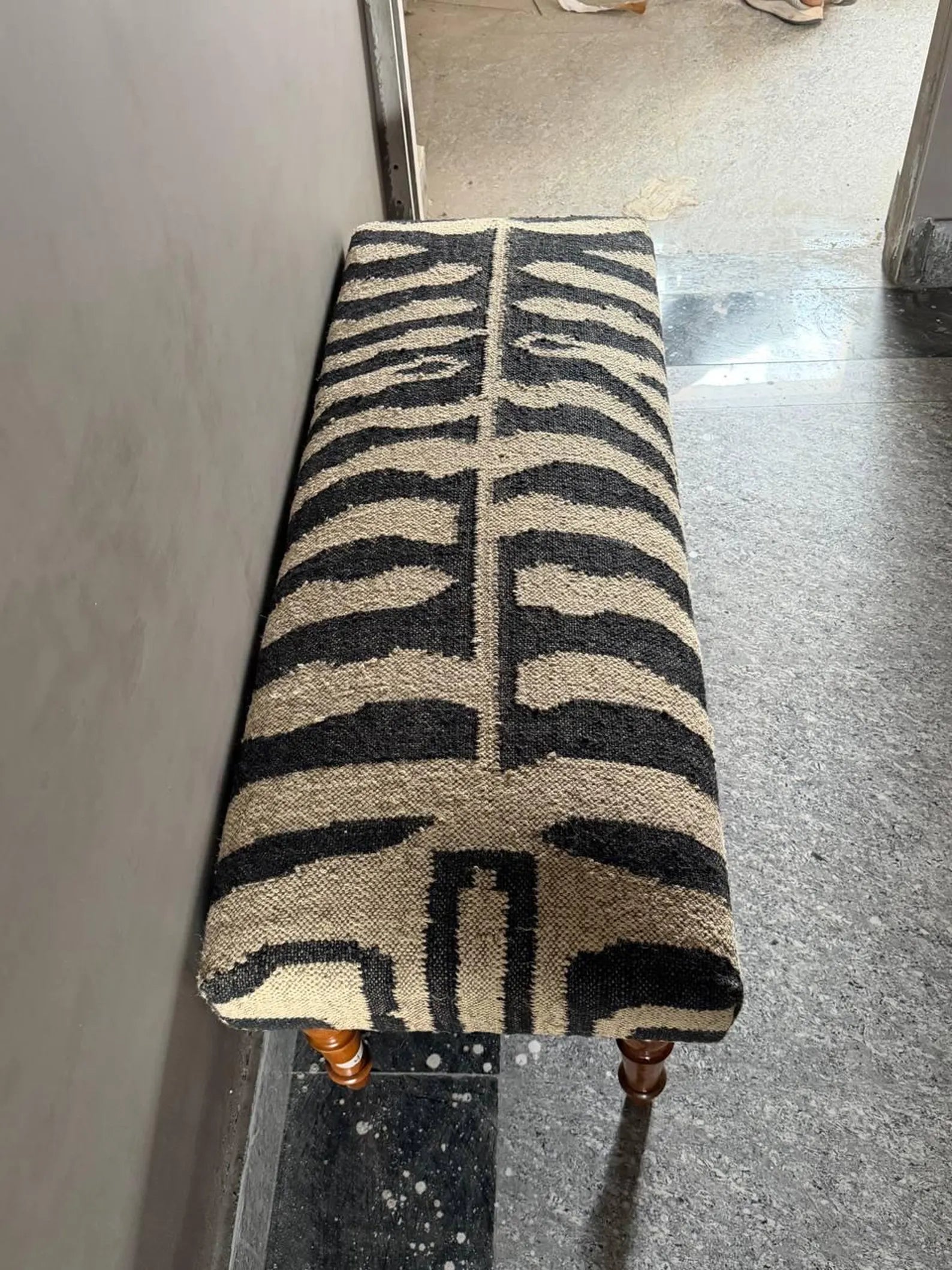 Zebra Pattern Kilim Bench – Handmade Teak Wood Wool Jute Ottoman