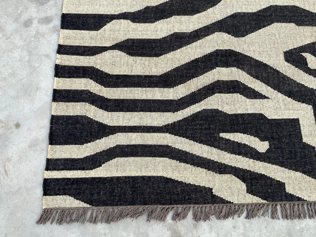 Handmade Zebra Print Wool Kilim Rug, Black and White Flatweave Area Rug, Modern Animal Print Carpet, Tribal Boho Rug, Custom Size Wool Rug