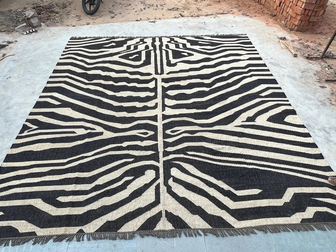 Handmade Zebra Print Wool Kilim Rug, Black and White Flatweave Area Rug, Modern Animal Print Carpet, Tribal Boho Rug, Custom Size Wool Rug