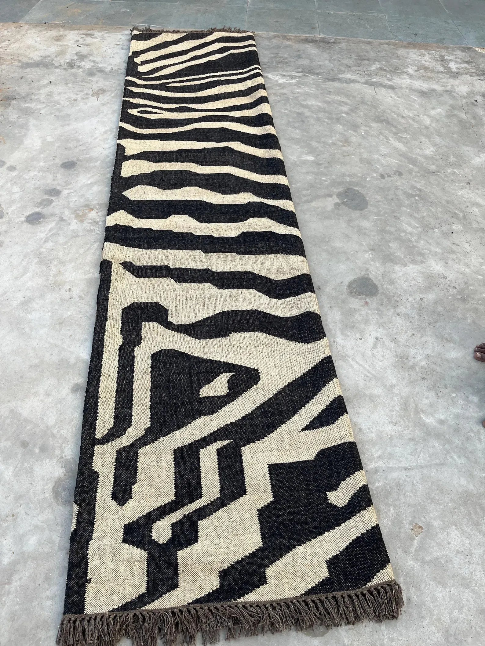 Handmade Zebra Print Wool Kilim Rug, Black and White Flatweave Area Rug, Modern Animal Print Carpet, Tribal Boho Rug, Custom Size Wool Rug