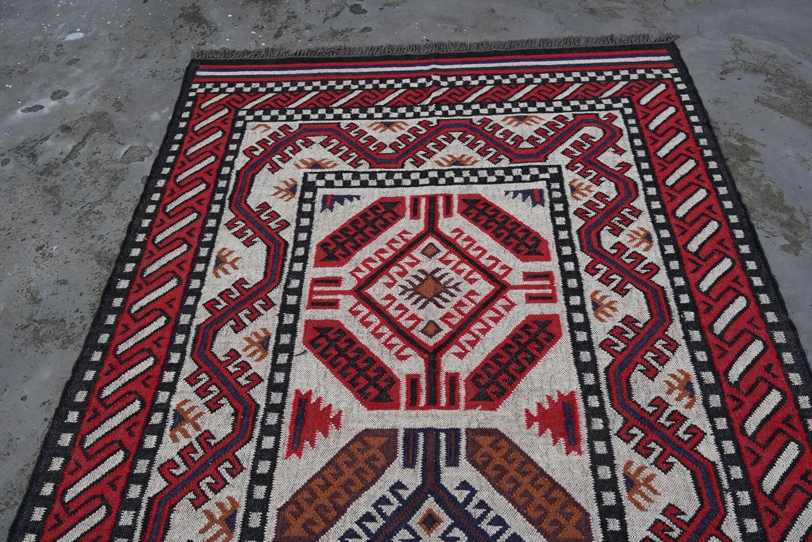 Handwoven Southwestern Wool Jute Kilim Rug – Tribal Flatweave Area Rug