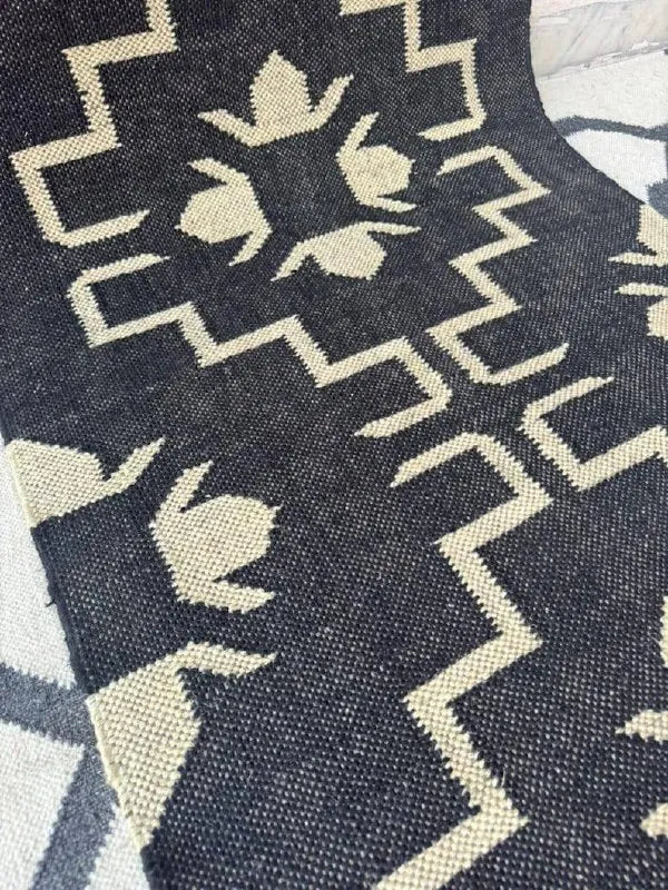 Navy & Cream Floral Medallion Wool & Jute Kilim Runner Rug
