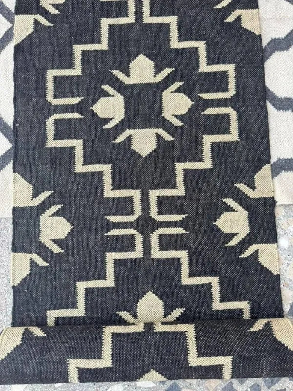Navy & Cream Floral Medallion Wool & Jute Kilim Runner Rug
