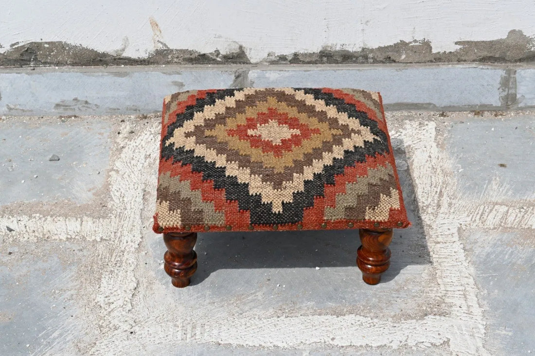 Handmade Rust Diamond Kilim Footrest – Geometric Ottoman with Carved Wooden Legs