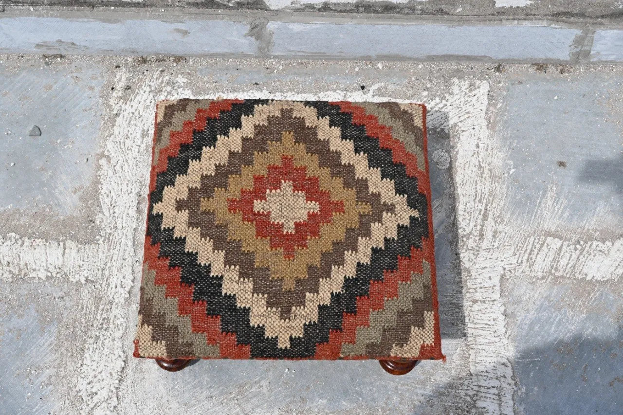 Handmade Rust Diamond Kilim Footrest – Geometric Ottoman with Carved Wooden Legs