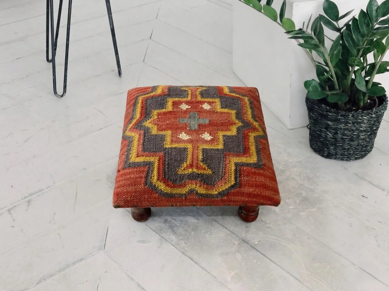 Handmade Rust Geometric Footstool – 14 Inch Kilim Ottoman with Wooden Legs