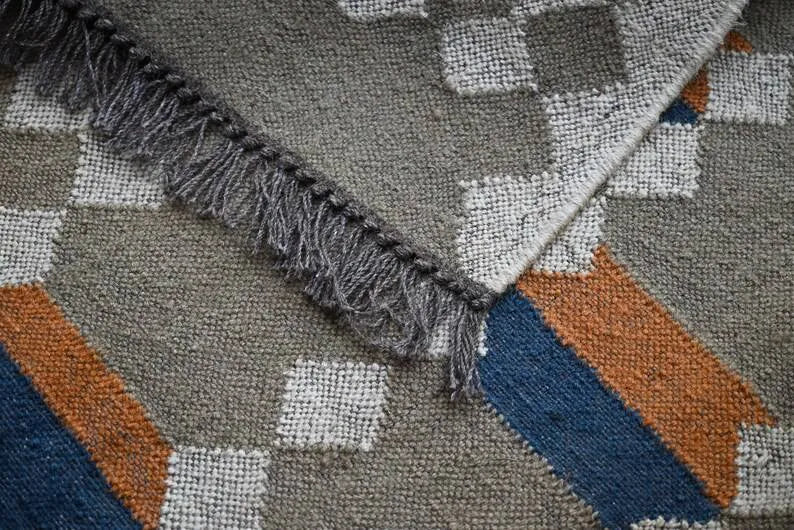 Taupe Geometric Wool & Jute Kilim Runner Rug – Orange & Navy