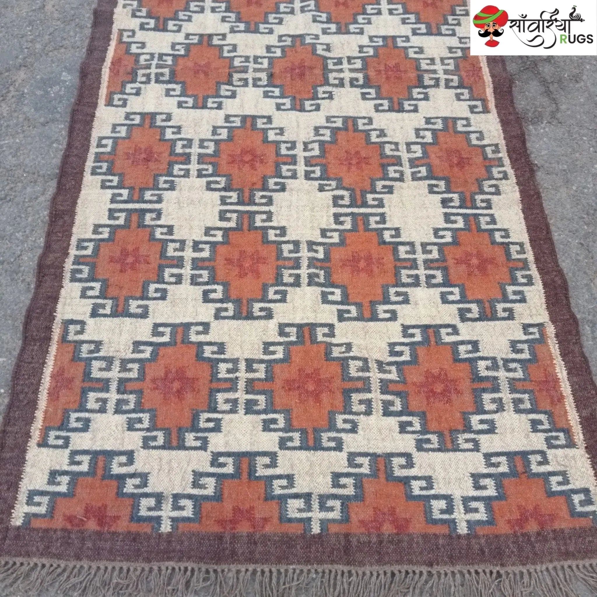 HANDMADE WOOL JUTE KILIM DHURRIE RUG WITH GEOMETRIC FLATWEAVE PATTERN