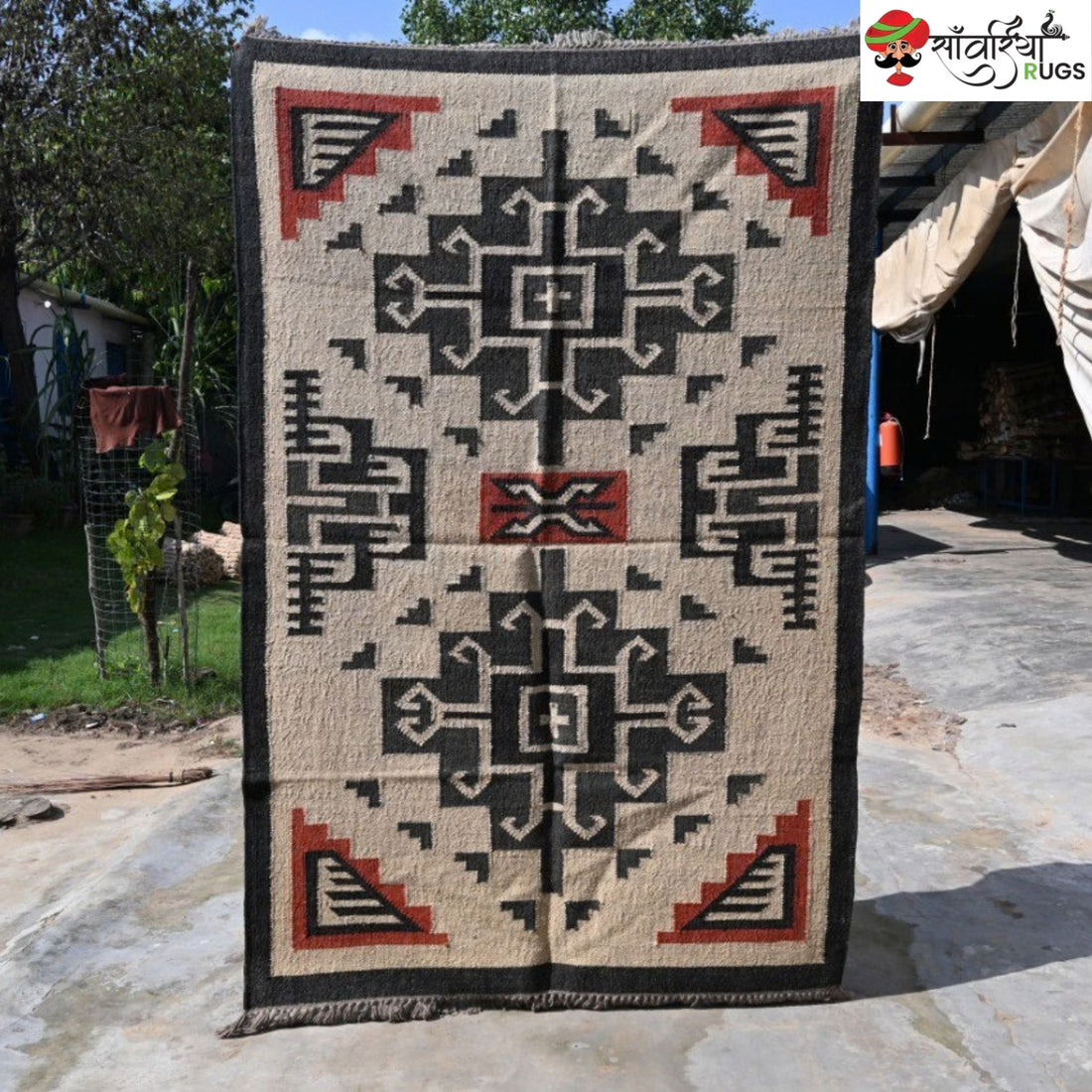 Southwest style wool jute kilim rug with geometric pattern